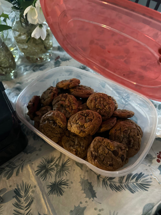Ghirardelli chocolate chip cookies (not vegan)